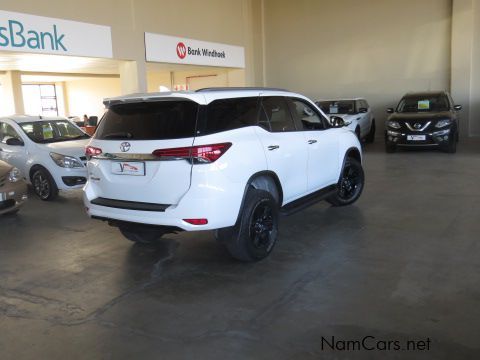 Toyota Fortuner 2.4 GD-6 2x4 in Namibia