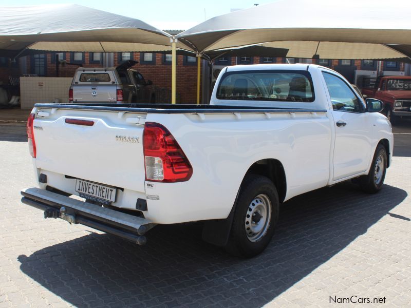 Toyota HILUX 2.0 VVT-I S/C in Namibia