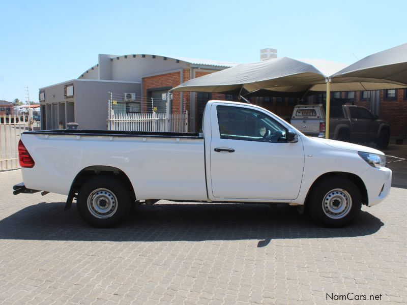 Toyota HILUX 2.0 VVT-I S/C in Namibia