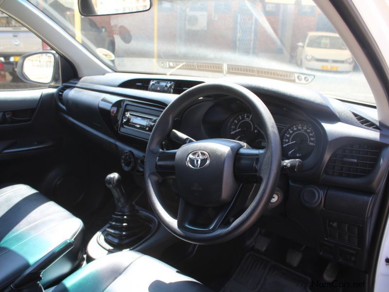 Toyota HILUX 2.0 VVT-I S/C in Namibia