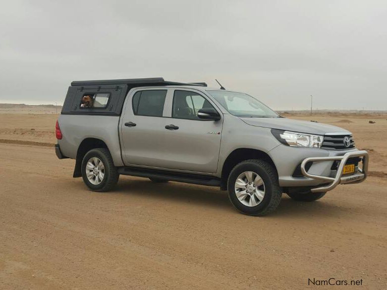 Toyota HILUX 2.4 D/CAB 4X4 in Namibia
