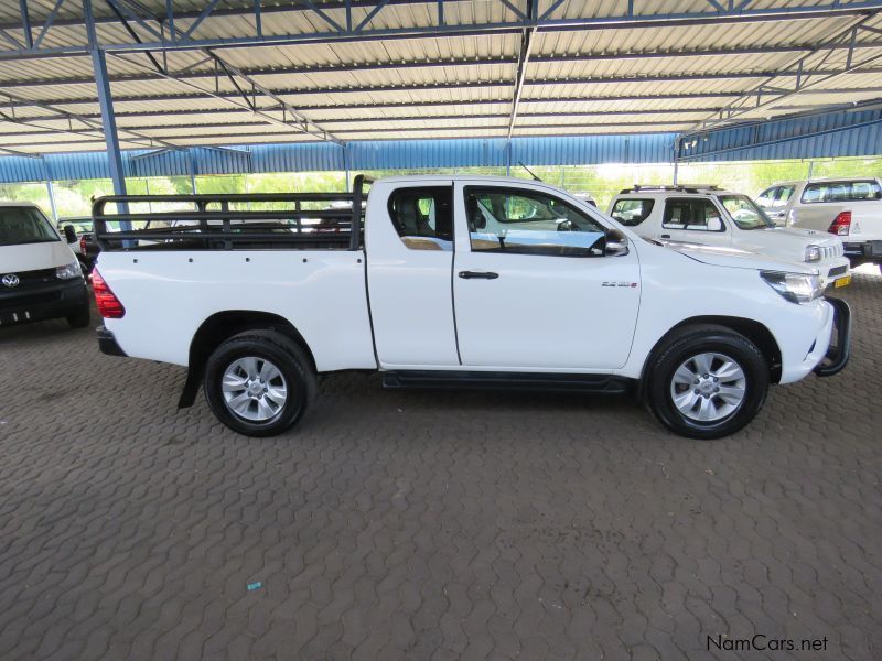 Toyota HILUX 2.4 GD6 SRX EXT/CAB 4X2 in Namibia