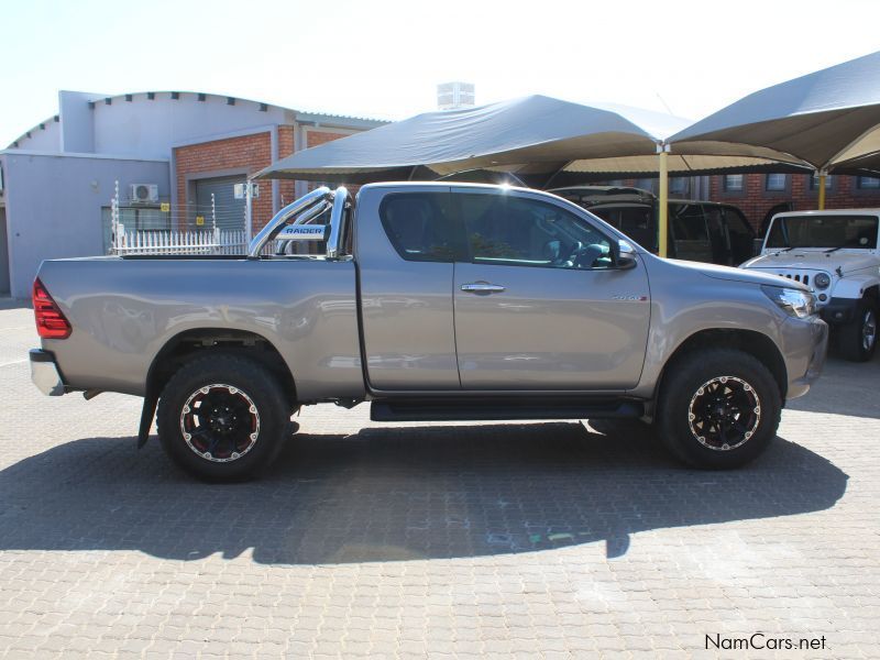 Toyota HILUX 2.8 GD6 X-CAB 4X4 in Namibia