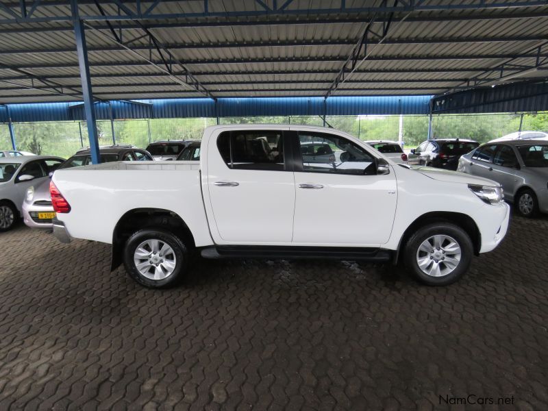 Toyota HILUX RAIDER 4.0 V6 AUTO D/CAB 2X4 in Namibia
