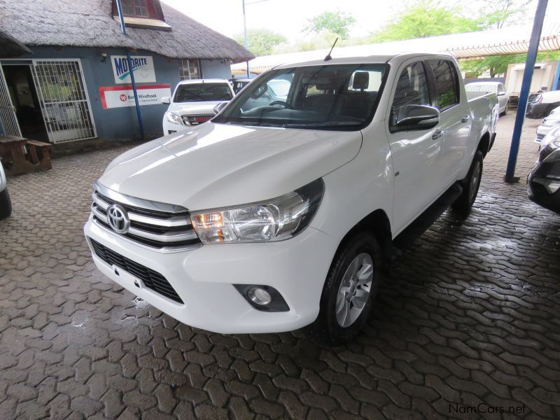 Toyota HILUX RAIDER 4.0 V6 AUTO D/CAB 2X4 in Namibia