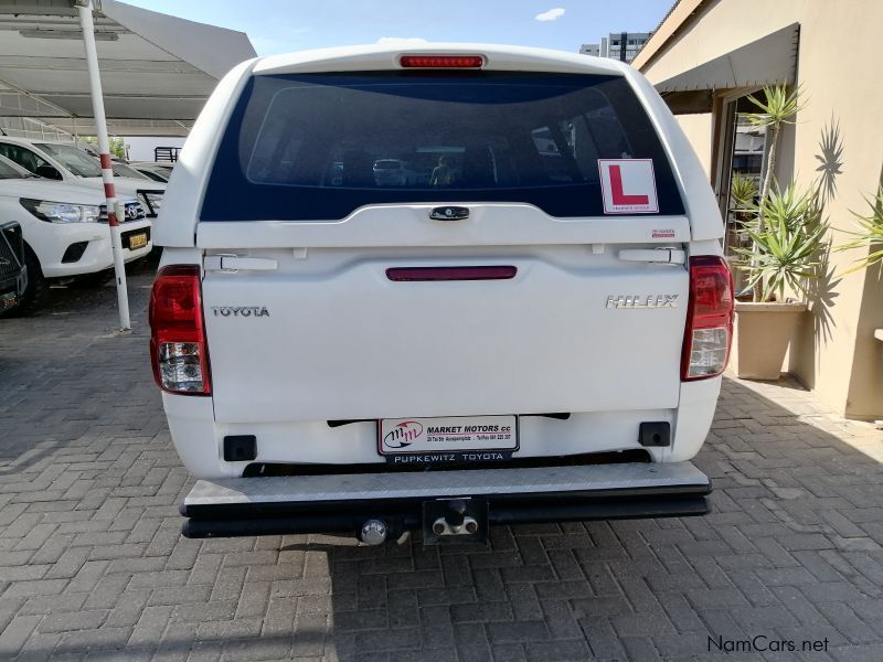 Toyota Hilux 2.0 VVTi A/C P/U S/C in Namibia