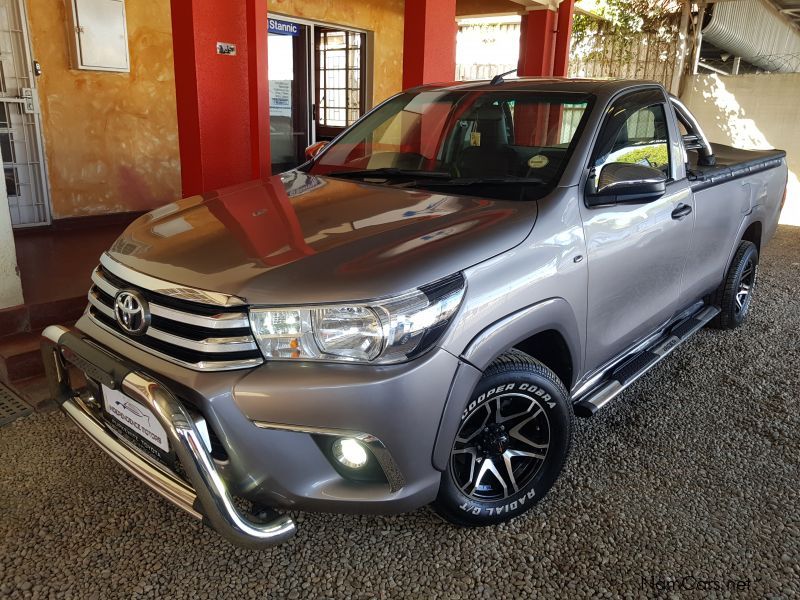 Toyota Hilux 2.0VVti in Namibia