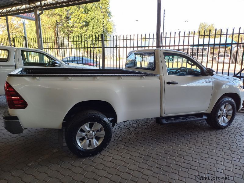 Toyota Hilux 2.4 GD-6 S/C SRX 2x4 in Namibia