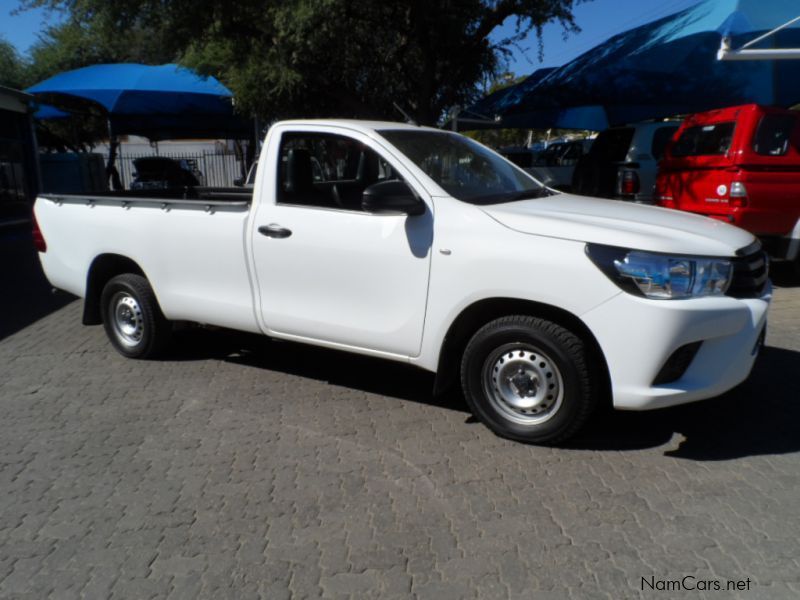 Toyota Hilux 2.4 GD A/C in Namibia