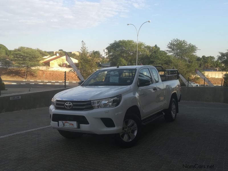 Toyota Hilux 2.4 SRX  E/ Cab in Namibia