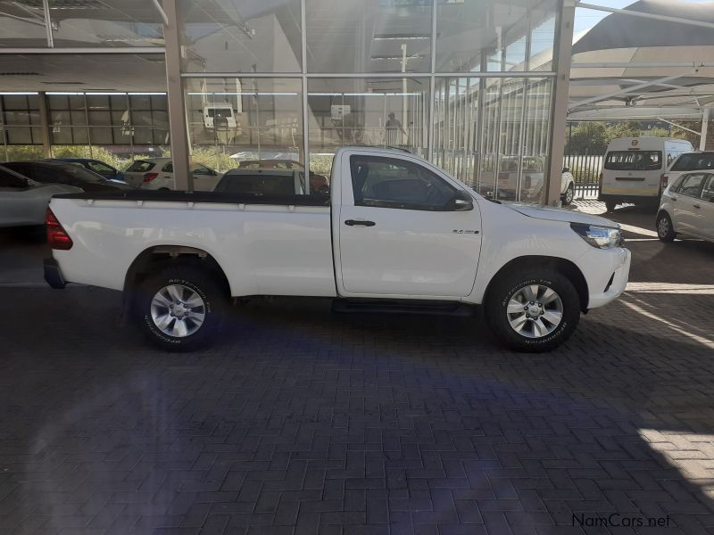 Toyota Hilux 2.4D4D R/B SC in Namibia