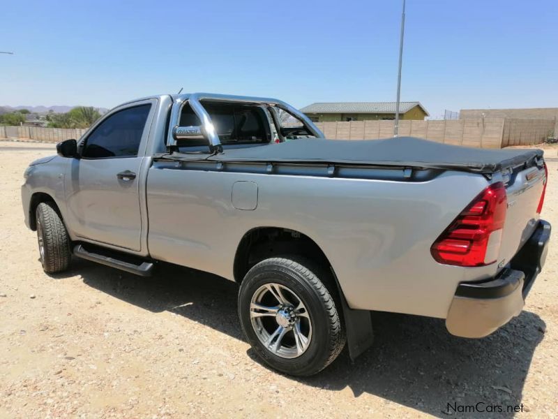 Toyota Hilux 2.7 SC 2.7 VVTi RB SRX in Namibia