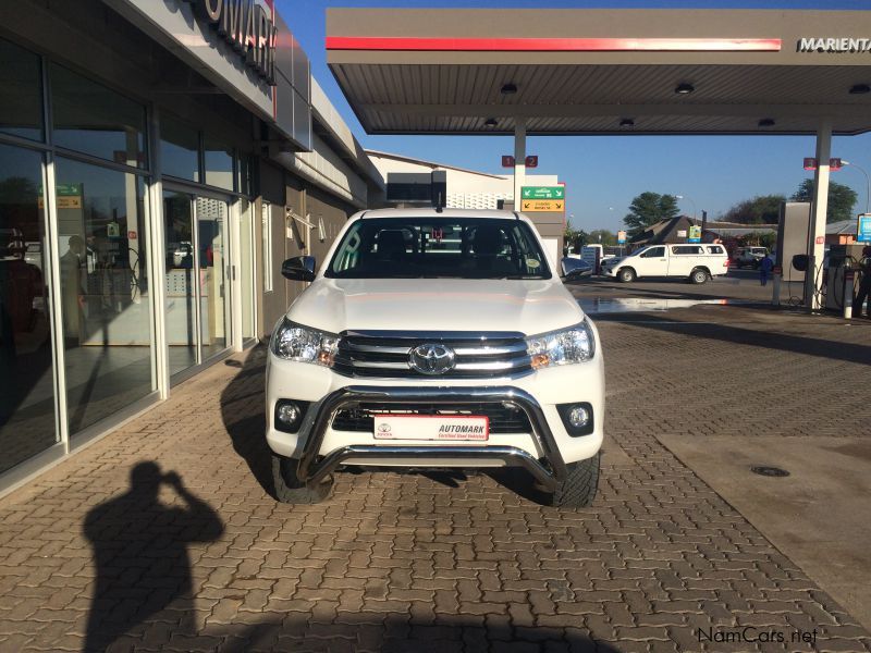 Toyota Hilux 2.8 Ex/C 2x4 M/T in Namibia
