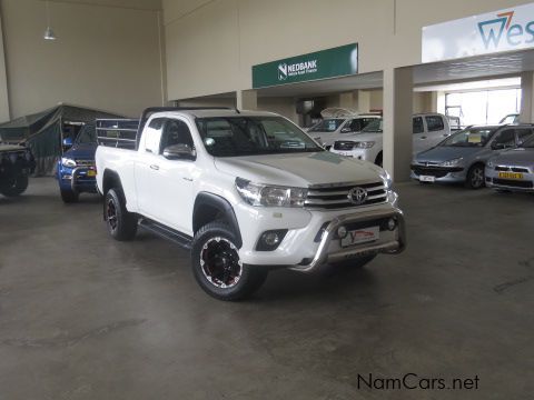 Toyota Hilux 2.8 GD-6 4x4 Club Cab in Namibia