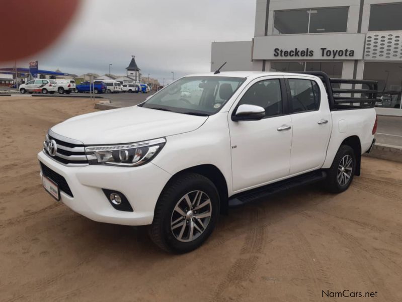 Toyota Hilux 4.0 V6 Raider 4x4 AT in Namibia
