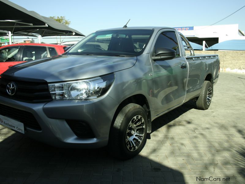 Toyota Hilux S/Cab 2.0 VVTi manual in Namibia