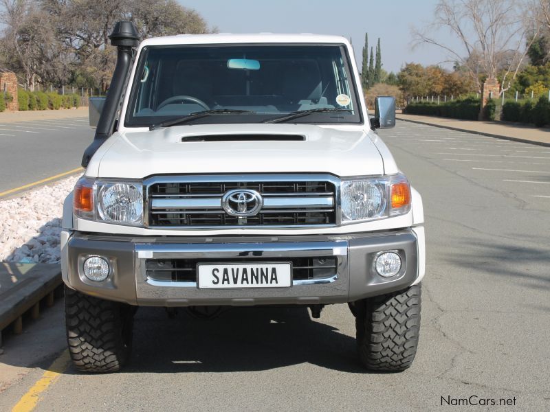 Toyota LAND CRUISER in Namibia