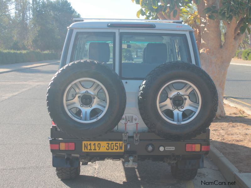 Toyota LANDCRUISER in Namibia