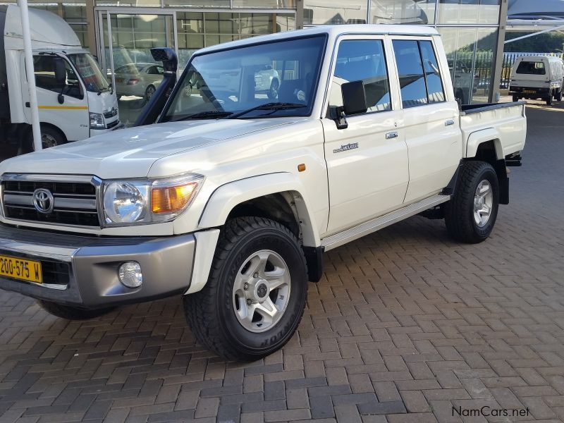 Toyota Land Cruiser 4. V6 DC in Namibia