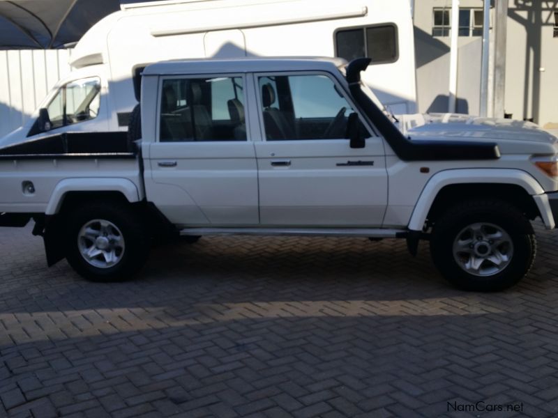 Toyota Land Cruiser 4. V6 DC in Namibia