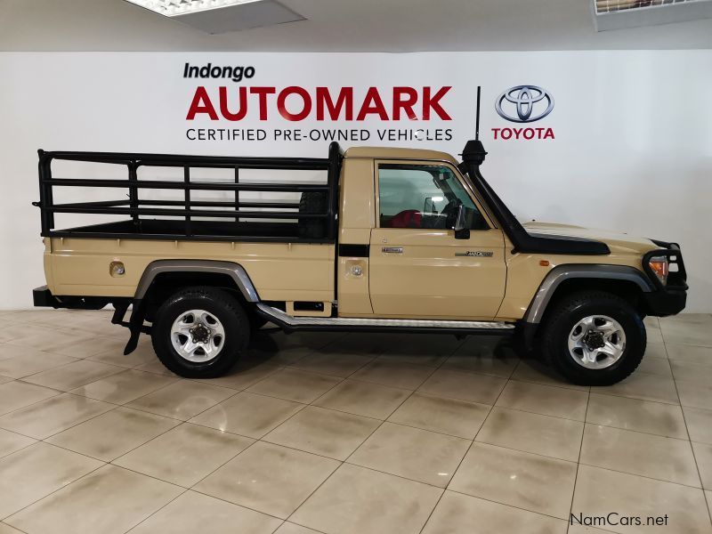 Toyota Land Cruiser 79 4.5d P/u S/c in Namibia