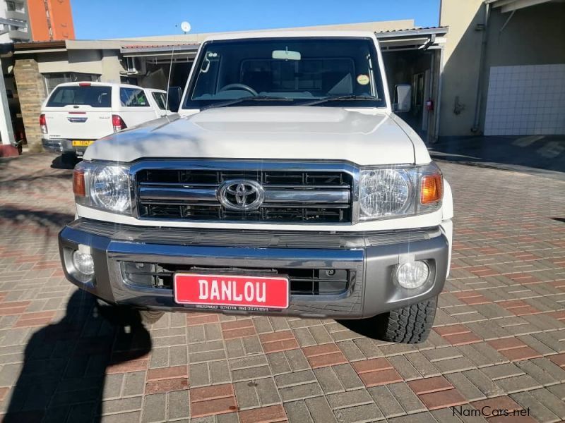 Toyota LandCruiser in Namibia