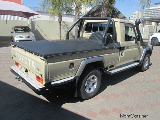 Toyota LandCruiser LX V8 in Namibia