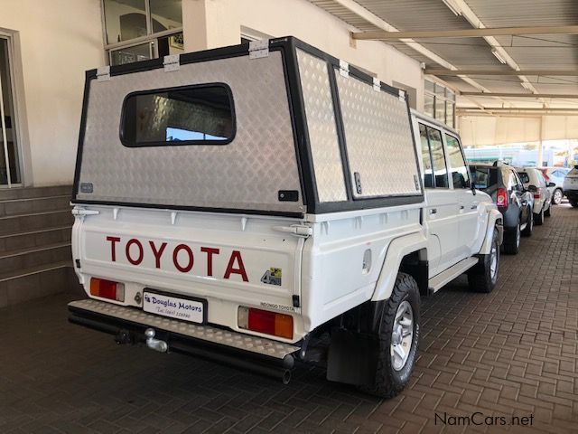 Toyota Landcruiser 4.2D D/Cab 4x4 in Namibia