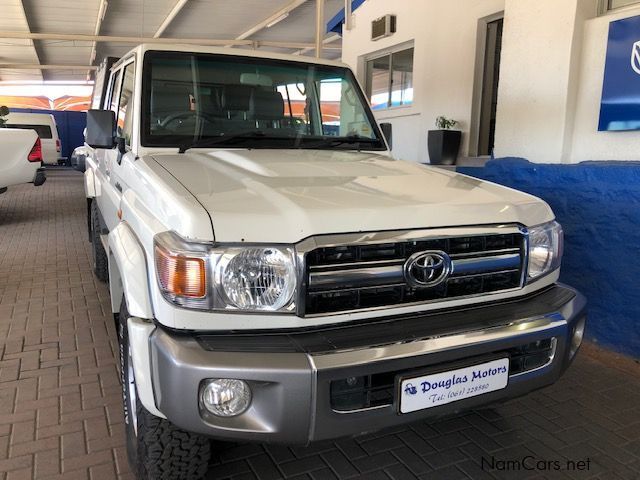 Toyota Landcruiser 4.2D D/Cab 4x4 in Namibia