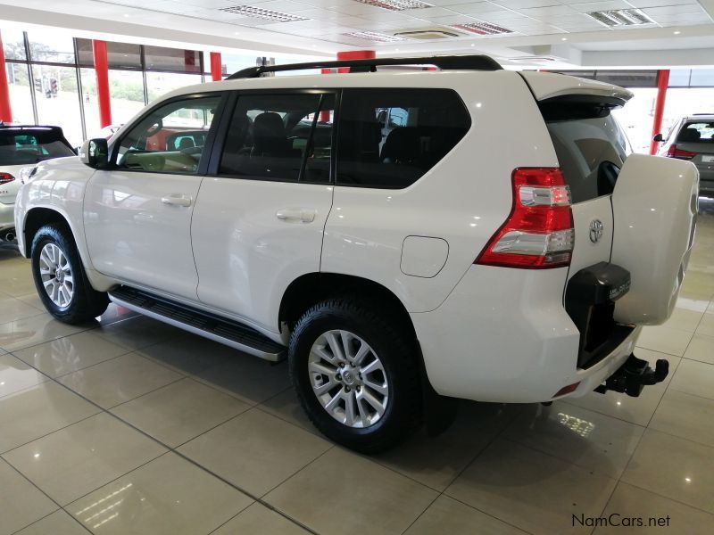 Toyota Prado 4.0 VX A/T in Namibia