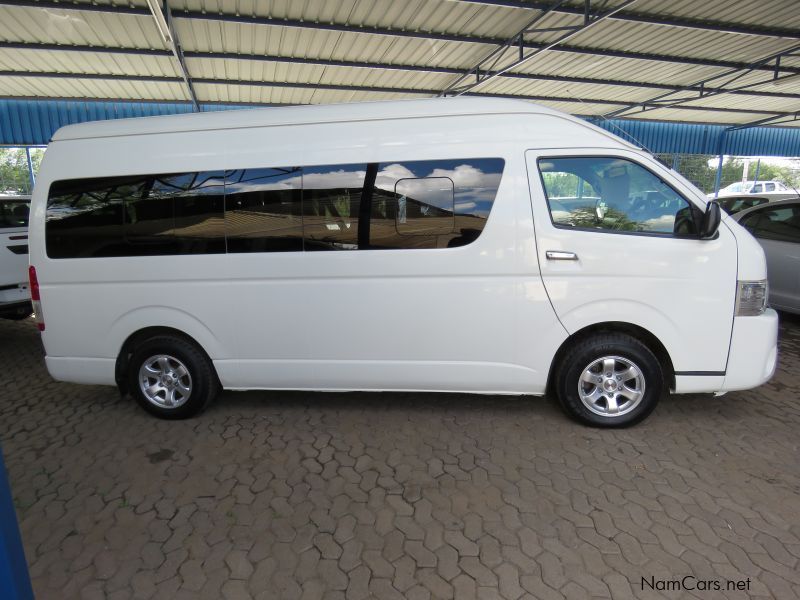 Toyota QUANTUM 2.5 GL 14 SEATER in Namibia