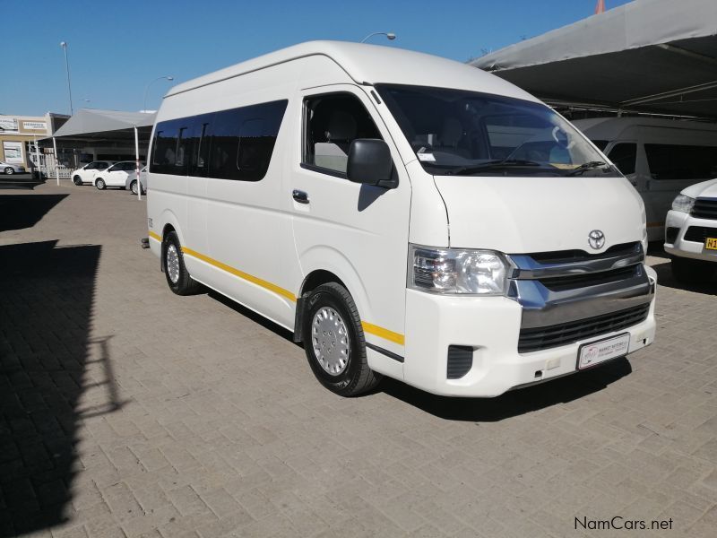 Toyota Quantum 2.5 D4D GL 14 seater in Namibia