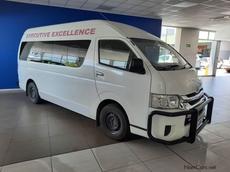 Toyota Quantum 2.5 D4d 14-Seater in Namibia