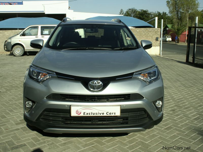 Toyota Rav 4 2.5 VX a/t AWD in Namibia
