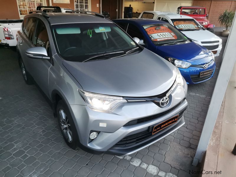 Toyota Rav4 2.0 GX A/T in Namibia