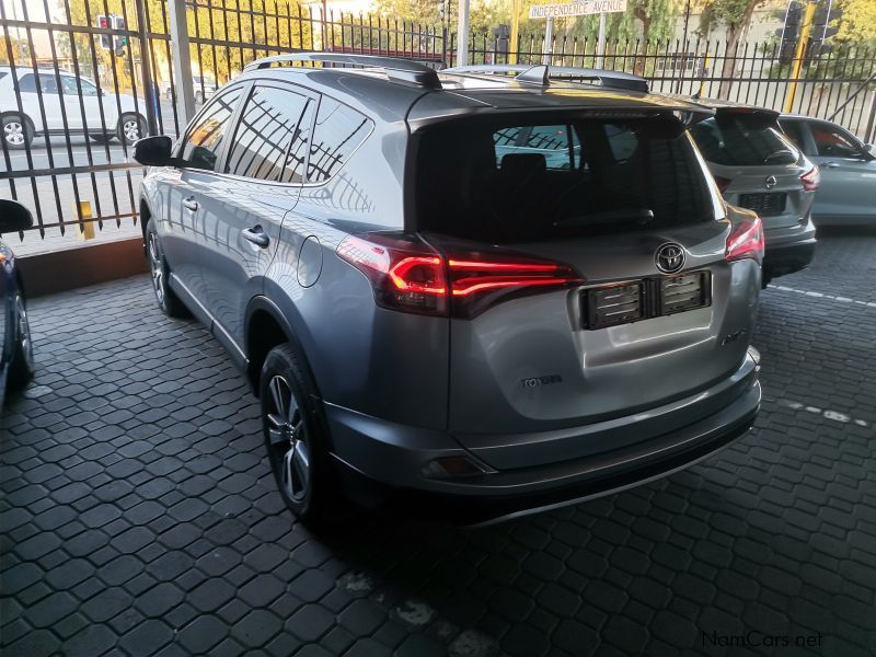 Toyota Rav4 2.0 GX A/T in Namibia