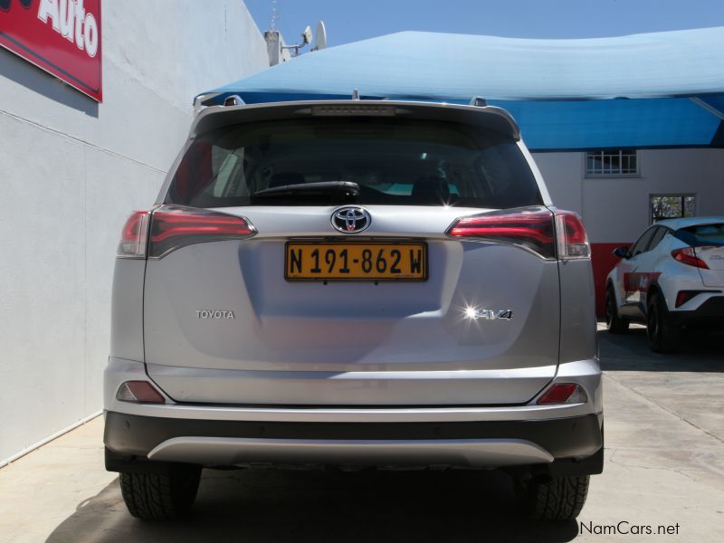Toyota Rav4 in Namibia