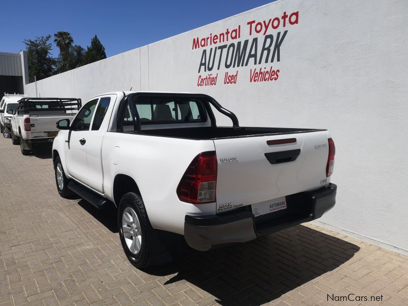 Toyota hilux xc 2.4 in Namibia