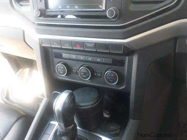 Volkswagen Amarok 3.0l V6 Hi-Line 4-Motion A/T 4x4 in Namibia