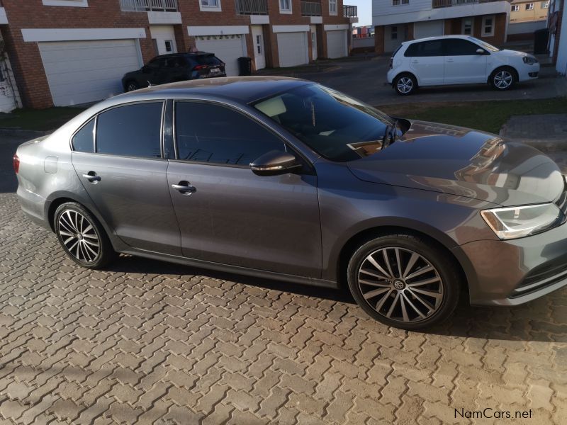 Volkswagen Jetta VI C/Line in Namibia