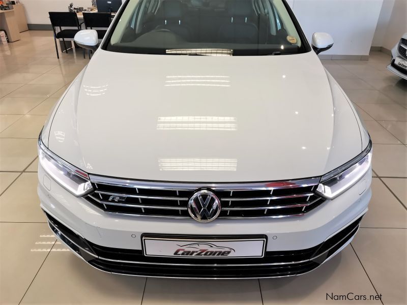 Volkswagen Passat 2.0 TSI DSG Executive R-Line 162Kw in Namibia