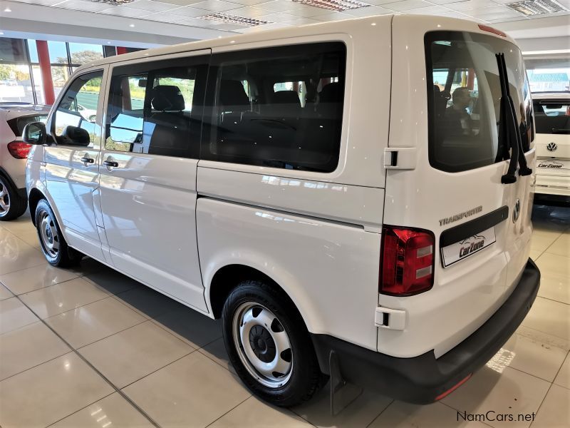 Volkswagen Transporter 2.0 BITDI 4Motion DSG 132Kw Crewbus in Namibia