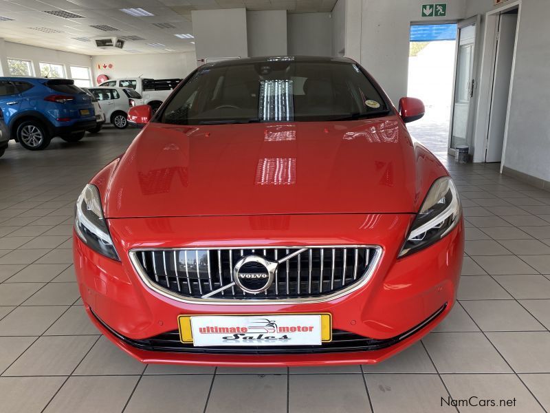 Volvo V40 T4 Inscription A/T in Namibia