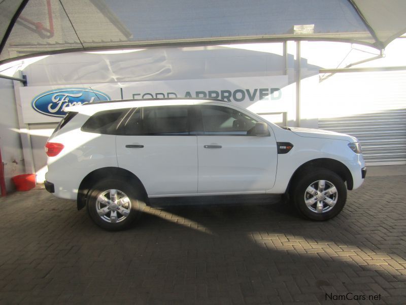 Ford EVEREST 2.2 TDCI XLS 4X4 in Namibia