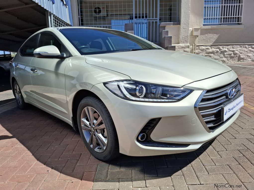 Hyundai Elantra 1.6 Executive A/T GLS in Namibia