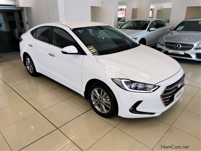 Hyundai Elantra 1.6i Executive A/T 95Kw in Namibia