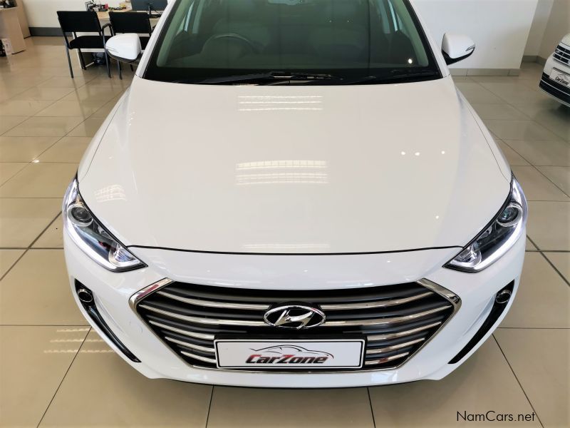 Hyundai Elantra 1.6i Executive A/T 95Kw in Namibia