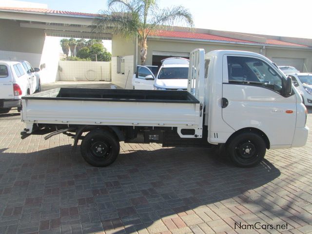 Hyundai H 100 A/C F/C D/S in Namibia