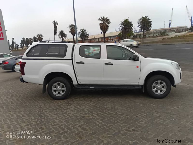 Isuzu D-Max 250 D/C MT in Namibia