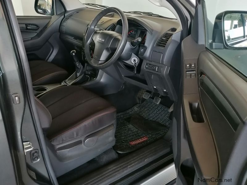 Isuzu KB 250D-Teq E/Cab 4x2 in Namibia